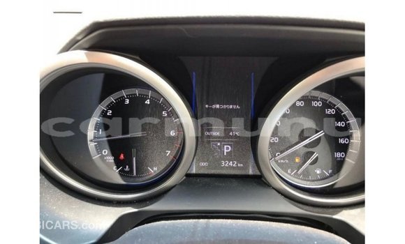 Buy Import Toyota Prado White Car in Import - Dubai in Region of Bouenza Buy Import Toyota Prado White Car in Import - Dubai in Region of Bouenza