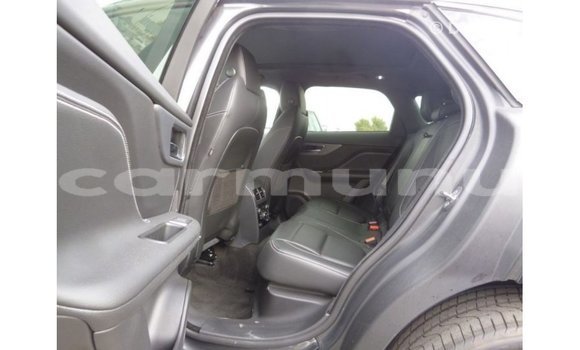 Acheter Import Voiture Jaguar F-Type Noir à Import - Dubai, Région de la Bouenza Acheter Import Voiture Jaguar F-Type Noir à Import - Dubai, Région de la Bouenza