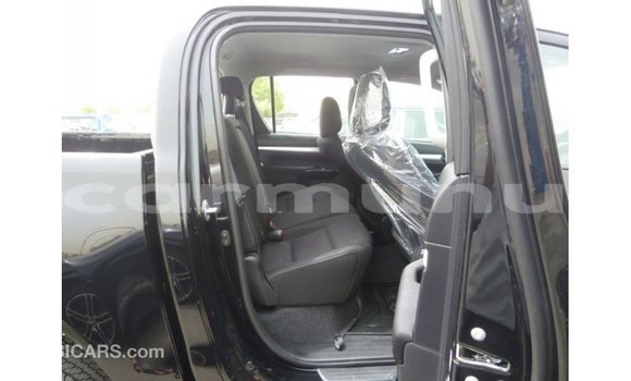 Buy Import Toyota Hilux Black Car in Import - Dubai in Region of Bouenza Buy Import Toyota Hilux Black Car in Import - Dubai in Region of Bouenza