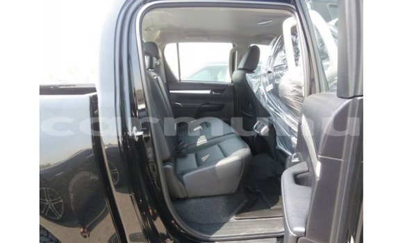 Acheter Import Voiture Toyota Hilux Noir à Import - Dubai, Région de la Bouenza Acheter Import Voiture Toyota Hilux Noir à Import - Dubai, Région de la Bouenza
