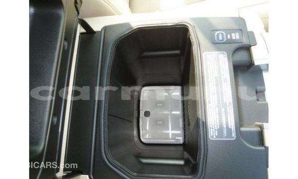 Acheter Import Voiture Toyota Land Cruiser Noir à Import - Dubai, Région de la Bouenza Acheter Import Voiture Toyota Land Cruiser Noir à Import - Dubai, Région de la Bouenza