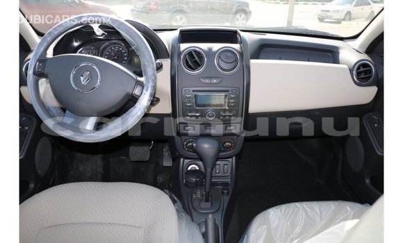 Acheter Import Voiture Renault Duster Noir à Import - Dubai, Région de la Bouenza