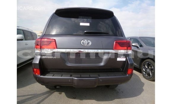 Buy Import Toyota Land Cruiser Other Car in Import - Dubai in Region of Bouenza Buy Import Toyota Land Cruiser Other Car in Import - Dubai in Region of Bouenza