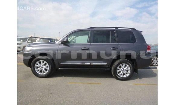 Buy Import Toyota Land Cruiser Other Car in Import - Dubai in Region of Bouenza Buy Import Toyota Land Cruiser Other Car in Import - Dubai in Region of Bouenza
