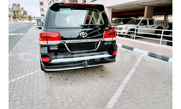 Acheter Import Voiture Toyota Land Cruiser Noir à Import - Dubai, Région de la Bouenza Acheter Import Voiture Toyota Land Cruiser Noir à Import - Dubai, Région de la Bouenza