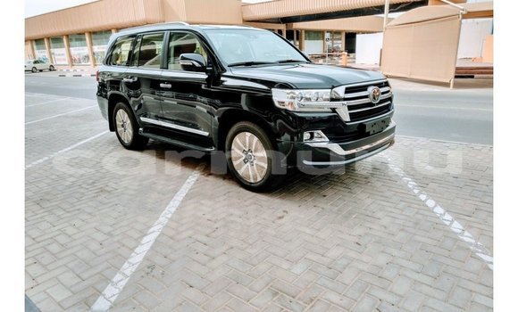 Acheter Import Voiture Toyota Land Cruiser Noir à Import - Dubai, Région de la Bouenza Acheter Import Voiture Toyota Land Cruiser Noir à Import - Dubai, Région de la Bouenza