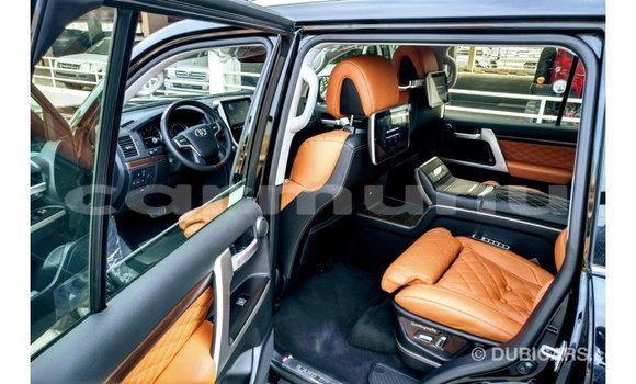 Acheter Import Voiture Toyota Land Cruiser Noir à Import - Dubai, Région de la Bouenza Acheter Import Voiture Toyota Land Cruiser Noir à Import - Dubai, Région de la Bouenza