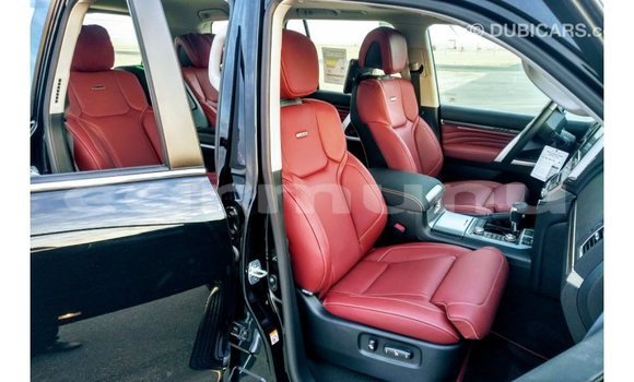 Acheter Import Voiture Toyota Land Cruiser Noir à Import - Dubai, Région de la Bouenza Acheter Import Voiture Toyota Land Cruiser Noir à Import - Dubai, Région de la Bouenza