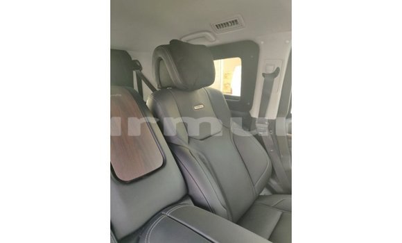 Acheter Import Voiture Toyota Land Cruiser Noir à Import - Dubai, Région de la Bouenza Acheter Import Voiture Toyota Land Cruiser Noir à Import - Dubai, Région de la Bouenza