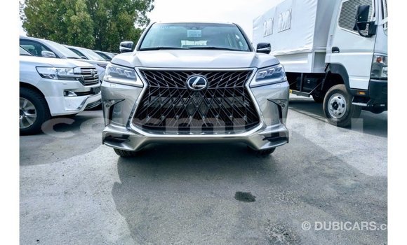 Buy Import Lexus LX Other Car in Import - Dubai in Region of Bouenza Buy Import Lexus LX Other Car in Import - Dubai in Region of Bouenza
