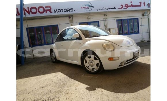 Buy Import Volkswagen Beetle White Car in Import - Dubai in Region of Bouenza Buy Import Volkswagen Beetle White Car in Import - Dubai in Region of Bouenza