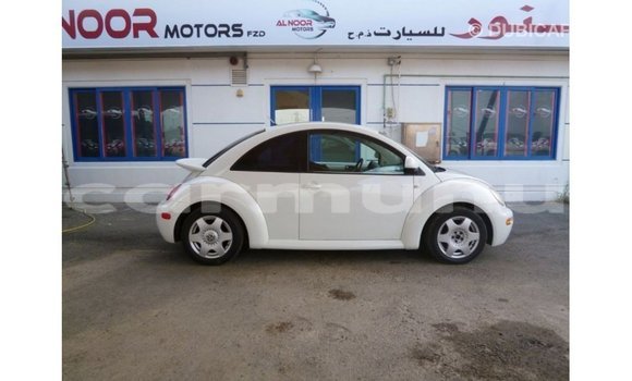 Buy Import Volkswagen Beetle White Car in Import - Dubai in Region of Bouenza Buy Import Volkswagen Beetle White Car in Import - Dubai in Region of Bouenza