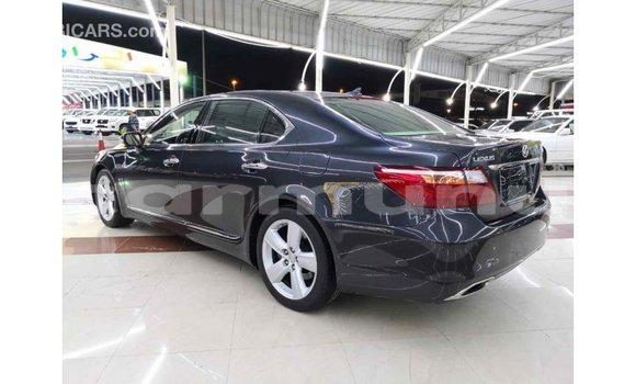 Buy Import Lexus LS Other Car in Import - Dubai in Region of Bouenza Buy Import Lexus LS Other Car in Import - Dubai in Region of Bouenza