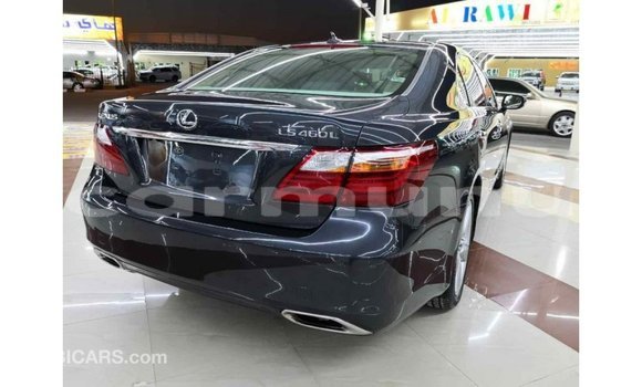 Buy Import Lexus LS Other Car in Import - Dubai in Region of Bouenza Buy Import Lexus LS Other Car in Import - Dubai in Region of Bouenza