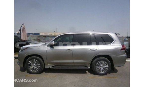 Acheter Import Voiture Lexus LX Autre à Import - Dubai, Région de la Bouenza Acheter Import Voiture Lexus LX Autre à Import - Dubai, Région de la Bouenza