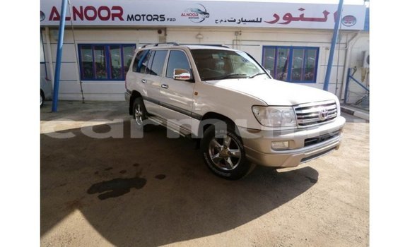 Buy Import Toyota Land Cruiser White Car in Import - Dubai in Region of Bouenza Buy Import Toyota Land Cruiser White Car in Import - Dubai in Region of Bouenza