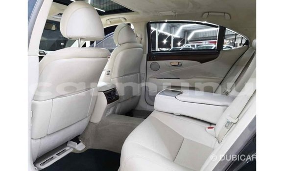 Buy Import Lexus LS Other Car in Import - Dubai in Region of Bouenza Buy Import Lexus LS Other Car in Import - Dubai in Region of Bouenza