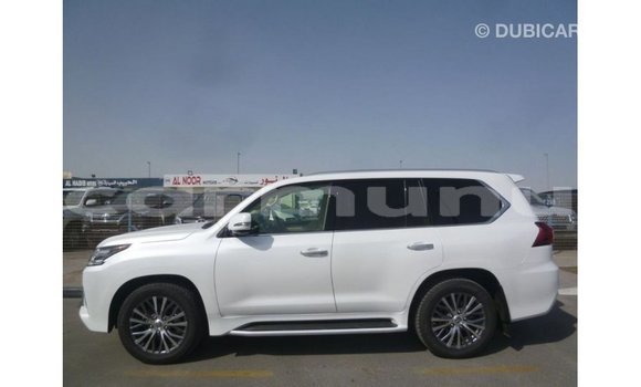 Buy Import Lexus LX White Car in Import - Dubai in Region of Bouenza Buy Import Lexus LX White Car in Import - Dubai in Region of Bouenza