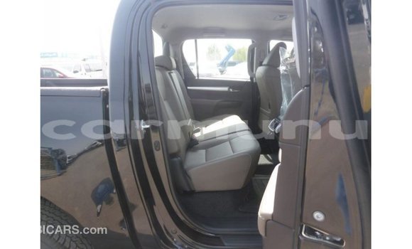 Acheter Import Voiture Toyota Hilux Noir à Import - Dubai, Région de la Bouenza Acheter Import Voiture Toyota Hilux Noir à Import - Dubai, Région de la Bouenza