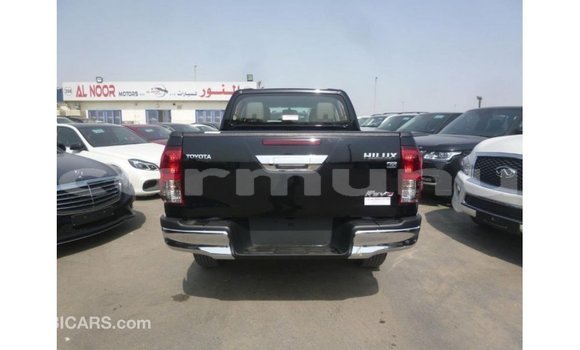 Acheter Import Voiture Toyota Hilux Noir à Import - Dubai, Région de la Bouenza Acheter Import Voiture Toyota Hilux Noir à Import - Dubai, Région de la Bouenza