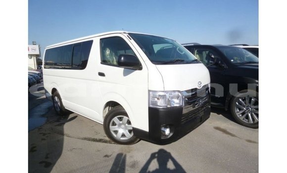 Buy Import Toyota Hiace White Car in Import - Dubai in Region of Bouenza Buy Import Toyota Hiace White Car in Import - Dubai in Region of Bouenza