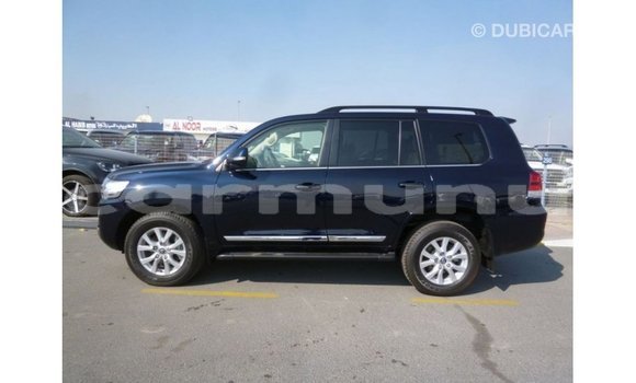 Acheter Import Voiture Toyota Land Cruiser Bleu à Import - Dubai, Région de la Bouenza Acheter Import Voiture Toyota Land Cruiser Bleu à Import - Dubai, Région de la Bouenza