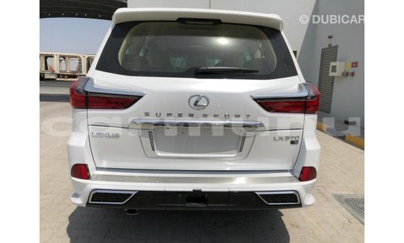 Acheter Import Voiture Lexus LX Blanc à Import - Dubai, Région de la Bouenza Acheter Import Voiture Lexus LX Blanc à Import - Dubai, Région de la Bouenza