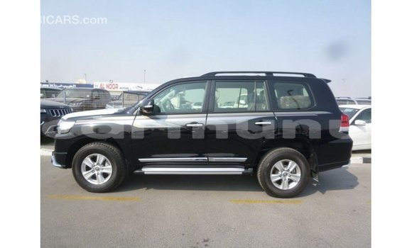Buy Import Toyota Land Cruiser Black Car in Import - Dubai in Region of Bouenza Buy Import Toyota Land Cruiser Black Car in Import - Dubai in Region of Bouenza