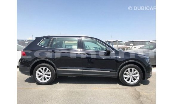 Buy Import Volkswagen Tiguan Black Car in Import - Dubai in Region of Bouenza Buy Import Volkswagen Tiguan Black Car in Import - Dubai in Region of Bouenza