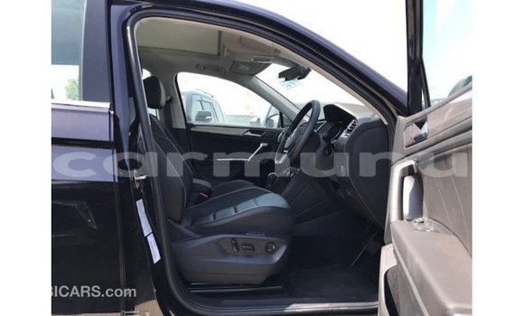 Buy Import Volkswagen Tiguan Black Car in Import - Dubai in Region of Bouenza Buy Import Volkswagen Tiguan Black Car in Import - Dubai in Region of Bouenza