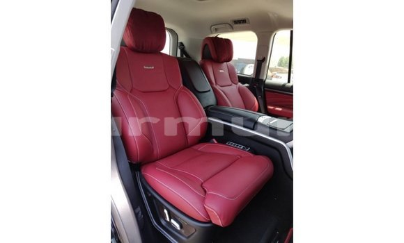 Buy Import Toyota Land Cruiser Black Car in Import - Dubai in Region of Bouenza Buy Import Toyota Land Cruiser Black Car in Import - Dubai in Region of Bouenza