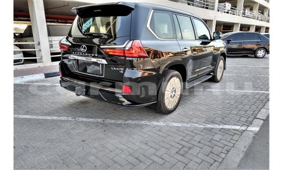 Acheter Import Voiture Lexus LX Noir à Import - Dubai, Région de la Bouenza Acheter Import Voiture Lexus LX Noir à Import - Dubai, Région de la Bouenza