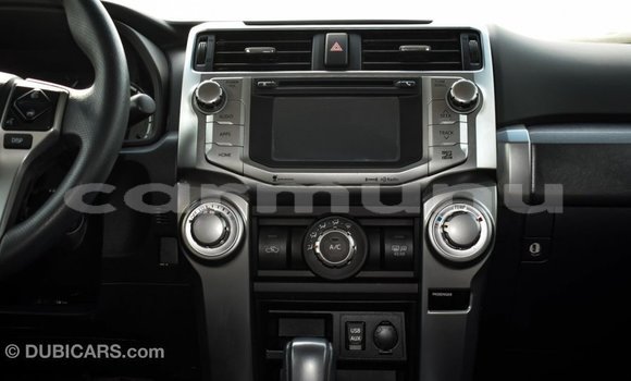 Acheter Import Utilitaire Toyota HiAce Autre à Import - Dubai, Région de la Bouenza Acheter Import Utilitaire Toyota HiAce Autre à Import - Dubai, Région de la Bouenza