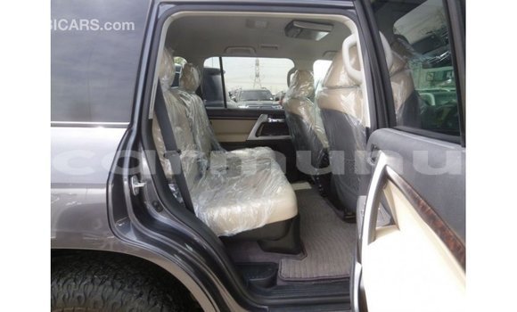 Acheter Import Voiture Toyota Land Cruiser Autre à Import - Dubai, Région de la Bouenza Acheter Import Voiture Toyota Land Cruiser Autre à Import - Dubai, Région de la Bouenza