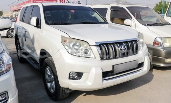 Buy Import Toyota Prado White Car in Import - Dubai in Region of Bouenza Buy Import Toyota Prado White Car in Import - Dubai in Region of Bouenza