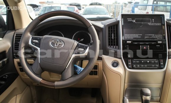 Buy Import Toyota Land Cruiser Other Car in Import - Dubai in Region of Bouenza Buy Import Toyota Land Cruiser Other Car in Import - Dubai in Region of Bouenza
