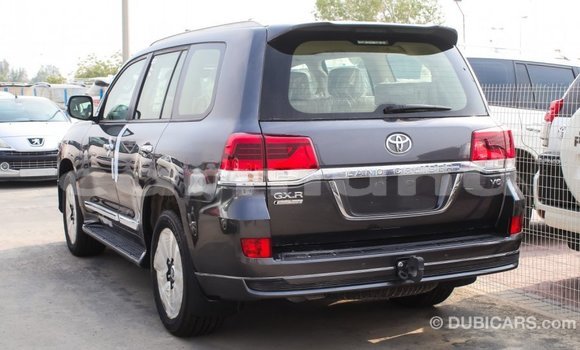 Buy Import Toyota Land Cruiser Other Car in Import - Dubai in Region of Bouenza Buy Import Toyota Land Cruiser Other Car in Import - Dubai in Region of Bouenza