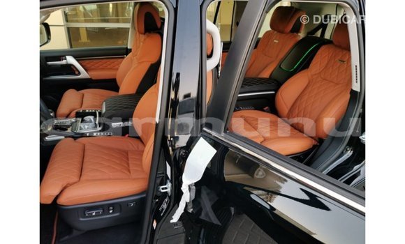 Buy Import Toyota Land Cruiser Black Car in Import - Dubai in Region of Bouenza Buy Import Toyota Land Cruiser Black Car in Import - Dubai in Region of Bouenza