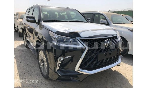 Acheter Import Voiture Lexus LX Noir à Import - Dubai, Région de la Bouenza Acheter Import Voiture Lexus LX Noir à Import - Dubai, Région de la Bouenza