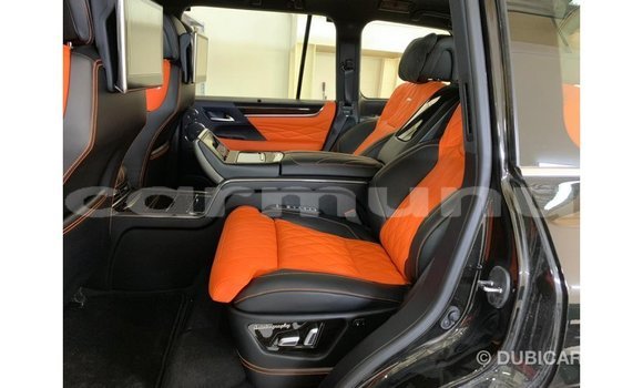 Acheter Import Voiture Lexus LX Noir à Import - Dubai, Région de la Bouenza Acheter Import Voiture Lexus LX Noir à Import - Dubai, Région de la Bouenza