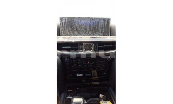 Acheter Import Voiture Lexus LX Autre à Import - Dubai, Région de la Bouenza Acheter Import Voiture Lexus LX Autre à Import - Dubai, Région de la Bouenza
