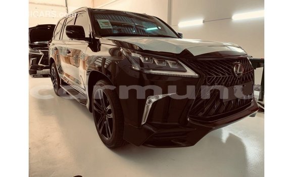 Acheter Import Voiture Lexus LX Noir à Import - Dubai, Région de la Bouenza Acheter Import Voiture Lexus LX Noir à Import - Dubai, Région de la Bouenza