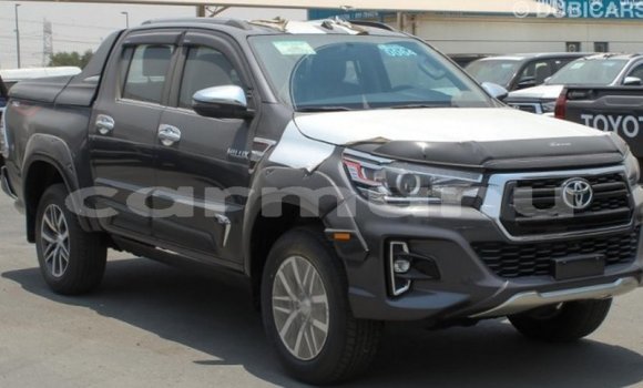 Buy Import Toyota Hilux Other Car in Import - Dubai in Region of Bouenza Buy Import Toyota Hilux Other Car in Import - Dubai in Region of Bouenza