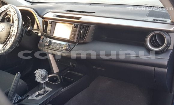 Buy Import Toyota HiAce Blue Truck in Import - Dubai in Region of Bouenza Buy Import Toyota HiAce Blue Truck in Import - Dubai in Region of Bouenza