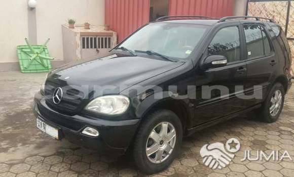 Acheter Occasion Voiture Mercedes-Benz ML–Class Noir à Pointe–Noire, Région du Kouilou