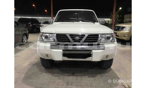 Acheter Import Voiture Nissan Patrol Blanc à Import - Dubai, Région de la Bouenza Acheter Import Voiture Nissan Patrol Blanc à Import - Dubai, Région de la Bouenza