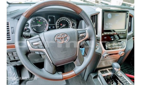 Buy Import Toyota Land Cruiser Black Car in Import - Dubai in Region of Bouenza Buy Import Toyota Land Cruiser Black Car in Import - Dubai in Region of Bouenza