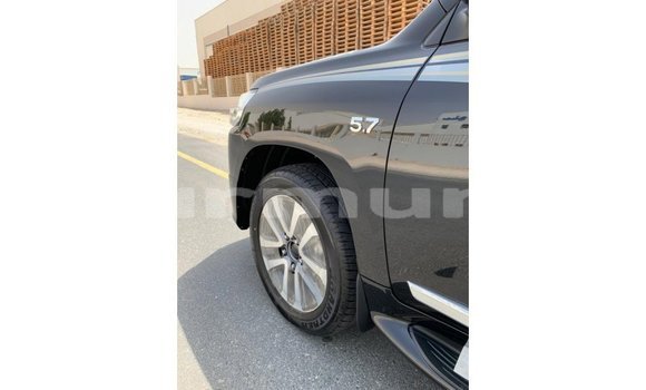 Buy Import Toyota Land Cruiser Black Car in Import - Dubai in Region of Bouenza Buy Import Toyota Land Cruiser Black Car in Import - Dubai in Region of Bouenza