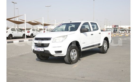 Acheter Import Voiture Chevrolet Colorado Blanc à Import - Dubai, Région de la Bouenza
