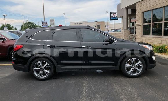 Buy Used Hyundai Santa Fe Black Car in Brazzaville in Municipality of Brazzaville Buy Used Hyundai Santa Fe Black Car in Brazzaville in Municipality of Brazzaville